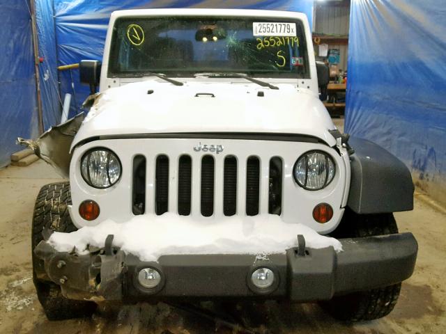 1C4AJWAG5DL687464 - 2013 JEEP WRANGLER S WHITE photo 9