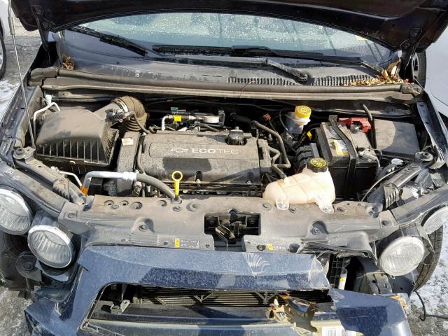 1G1JA5SH8F4198046 - 2015 CHEVROLET SONIC LS BLUE photo 7