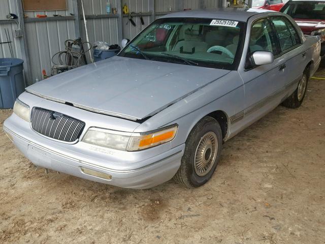 2MELM74WXVX608687 - 1997 MERCURY GRAND MARQ SILVER photo 2