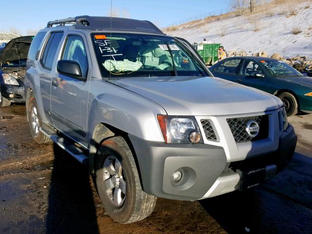 5N1AN0NW0DN821395 - 2013 NISSAN XTERRA X SILVER photo 1