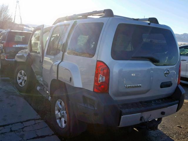 5N1AN0NW0DN821395 - 2013 NISSAN XTERRA X SILVER photo 3