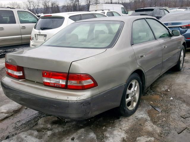 JT8BF28G9Y5082957 - 2000 LEXUS ES 300 BEIGE photo 4