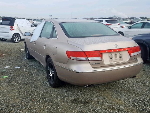 KMHFC46F17A180125 - 2007 HYUNDAI AZERA SE GOLD photo 3