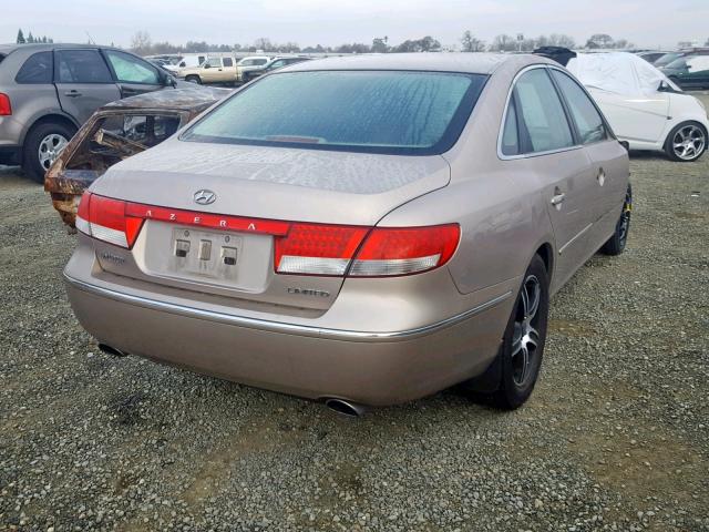 KMHFC46F17A180125 - 2007 HYUNDAI AZERA SE GOLD photo 4