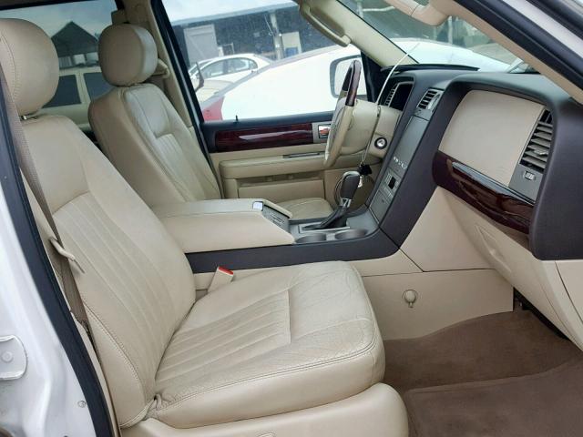 5LMFU27R03LJ50118 - 2003 LINCOLN NAVIGATOR 白色 照片 5