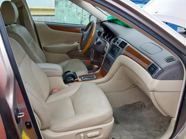 JTHBA30G555076228 - 2005 LEXUS ES 330 GOLD photo 5