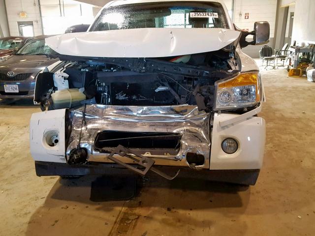 1N6BA0EC5DN306707 - 2013 NISSAN TITAN S WHITE photo 9