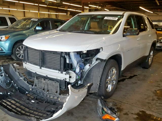 1GNEVFKW4JJ216772 - 2018 CHEVROLET TRAVERSE L WHITE photo 2