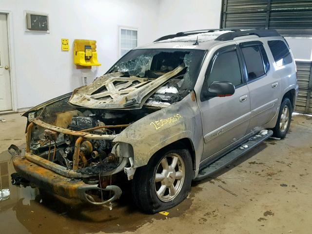 1GKET16SX46206591 - 2004 GMC ENVOY XL SILVER photo 2