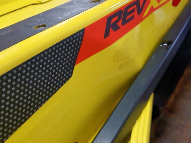 2BPSUMFC6FV000001 - 2015 SKI DOO RENEGADE BLACK photo 10