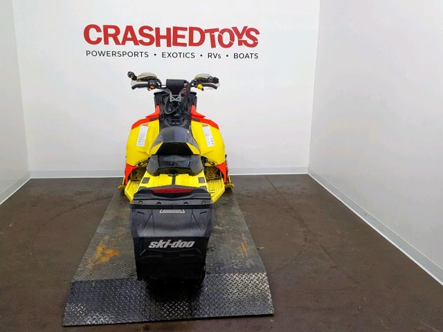 2BPSUMFC6FV000001 - 2015 SKI DOO RENEGADE BLACK photo 4