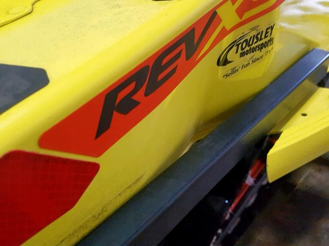 2BPSUMFC6FV000001 - 2015 SKI DOO RENEGADE BLACK photo 9