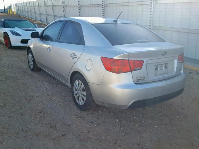 KNAFU4A27D5737935 - 2013 KIA FORTE EX SILVER photo 3