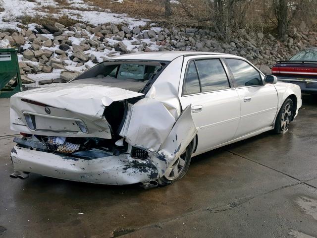 1G6KF549X1U173356 - 2001 CADILLAC DEVILLE DT WHITE photo 4