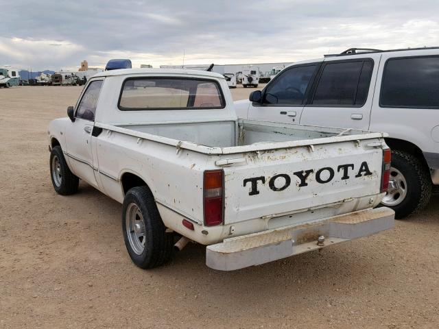 JT4RN34R8D0073948 - 1983 TOYOTA PICKUP 1/2 WHITE photo 3