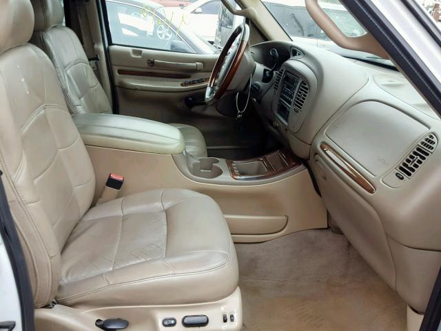 5LMEU27R02LJ00152 - 2002 LINCOLN NAVIGATOR 白色 照片 5