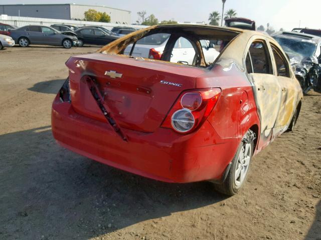 1G1JA5SG7D4138215 - 2013 CHEVROLET SONIC LS 烧焦的 照片 4