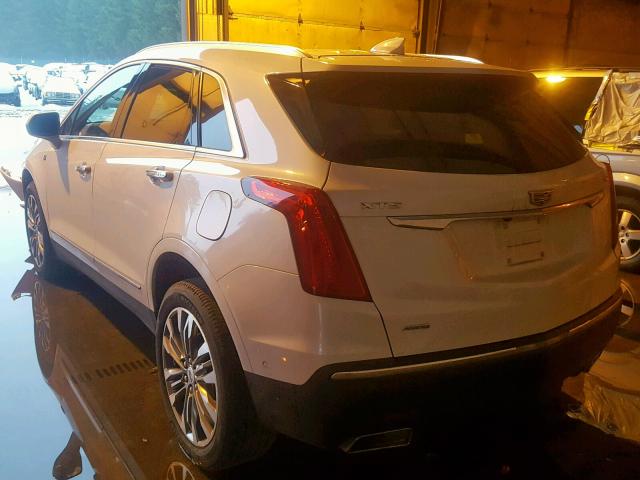 1GYKNERS8HZ127625 - 2017 CADILLAC XT5 PREMIU WHITE photo 3