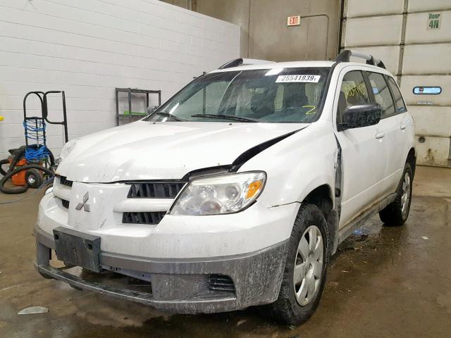 JA4LZ31F76U046671 - 2006 MITSUBISHI OUTLANDER WHITE photo 2