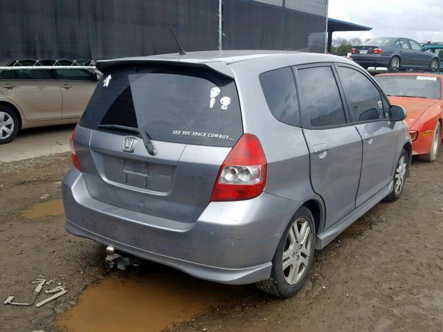 JHMGD38658S019946 - 2008 HONDA FIT SPORT SILVER photo 4