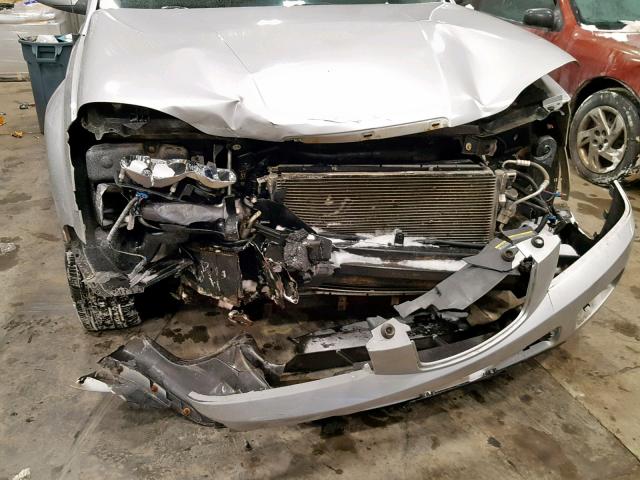 5GZCZ53446S804571 - 2006 SATURN VUE SILVER photo 9