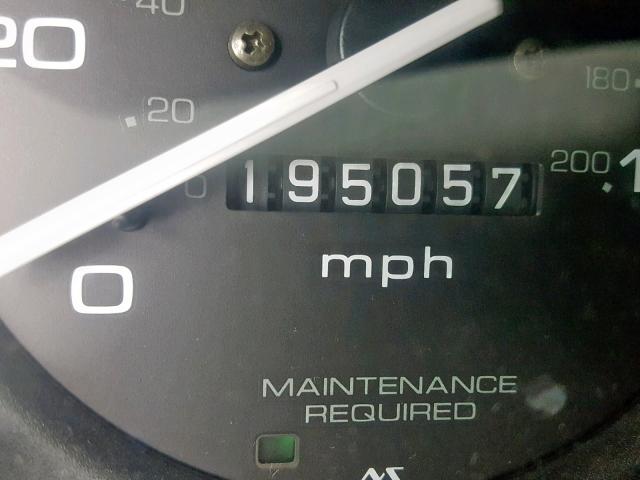 2HGEJ6617YH550083 - 2000 HONDA CIVIC BASE SILVER photo 8