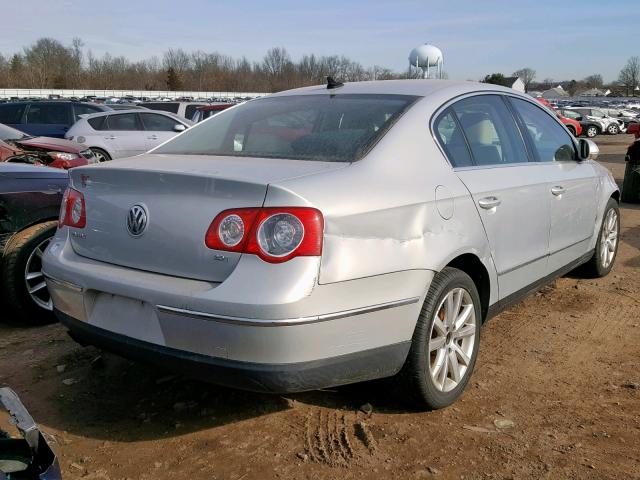 WVWJK7AN0AE057868 - 2010 VOLKSWAGEN PASSAT KOM SILVER photo 4