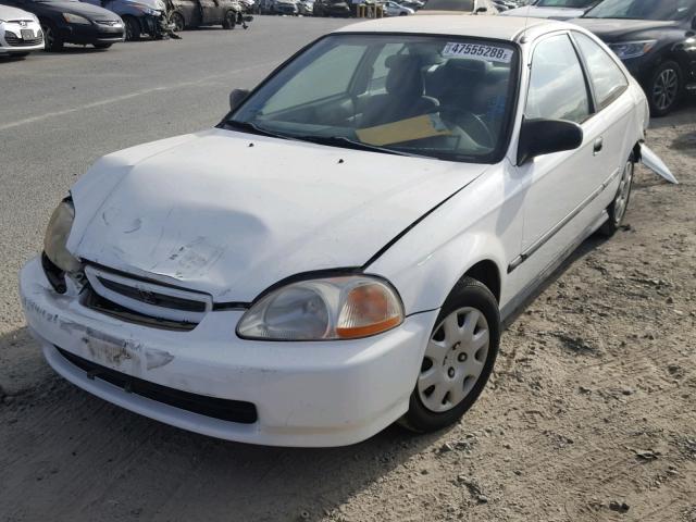 1HGEJ6222WL055398 - 1998 HONDA CIVIC DX WHITE photo 2