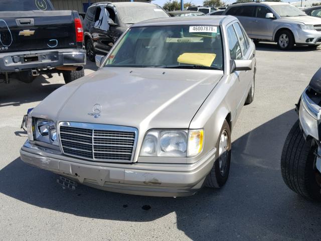 WDBEB31EXSC074800 - 1995 MERCEDES-BENZ E 300D BEIGE photo 2