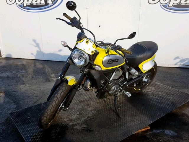 ZDM15ANM3GB016719 - 2016 DUCATI SCRAMBLER YELLOW photo 2