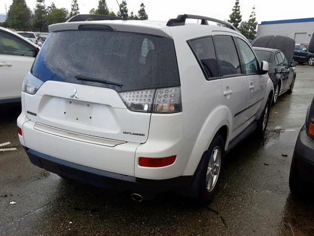 JA4LS21W49Z009583 - 2009 MITSUBISHI OUTLANDER WHITE photo 4