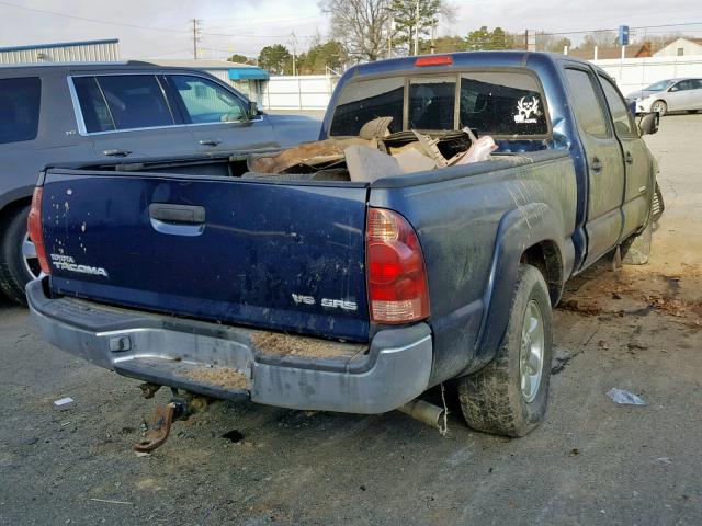 3TMMU52N85M001185 - 2005 TOYOTA TACOMA DOU BLUE photo 4