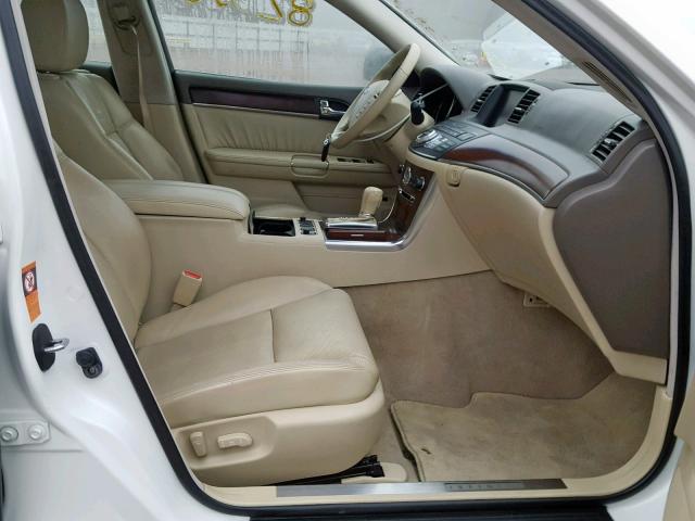 JNKAY01F38M651576 - 2008 INFINITI M35 BASE WHITE photo 5