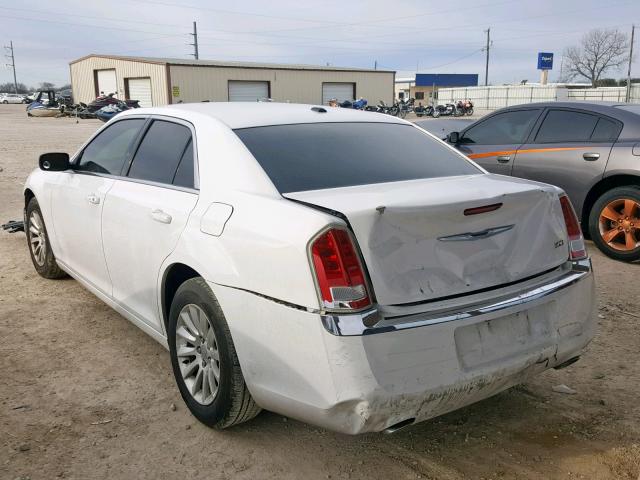 2C3CCAAGXCH188455 - 2012 CHRYSLER 300 WHITE photo 3