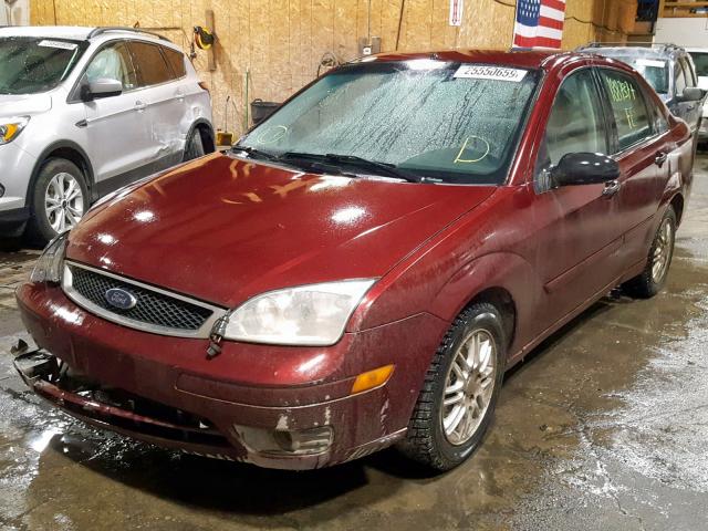 1FAFP34N57W124002 - 2007 FORD FOCUS ZX4 RED photo 2