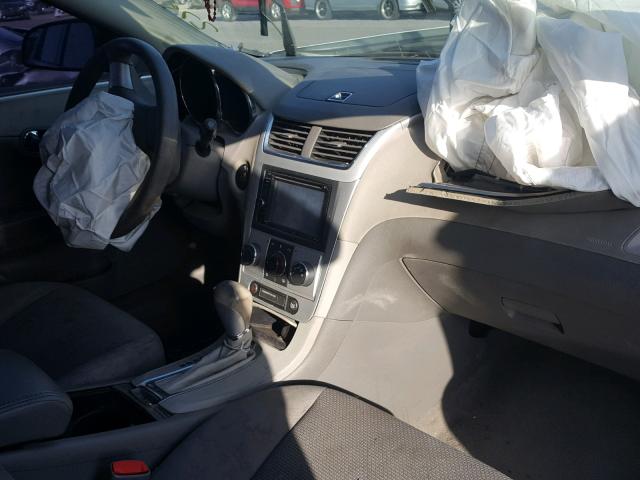 1G1ZG57B99F211921 - 2009 CHEVROLET MALIBU LS WHITE photo 9