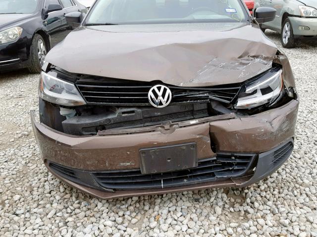 3VW2K7AJ7EM234754 - 2014 VOLKSWAGEN JETTA BASE BROWN photo 9