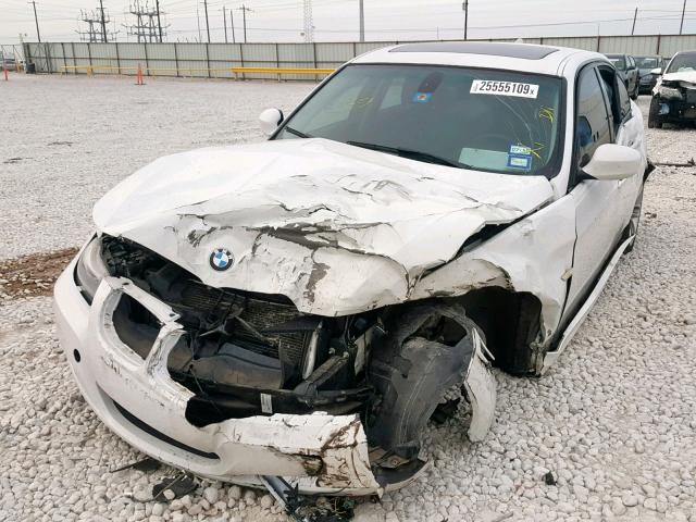 WBAPN7C50BA948425 - 2011 BMW 335 D WHITE photo 2