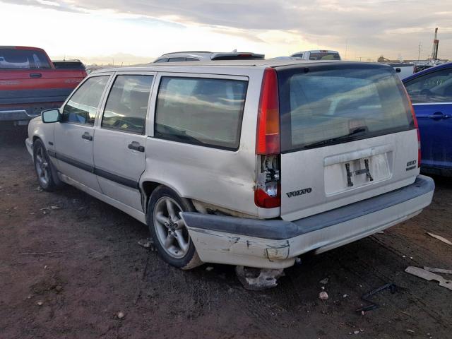 YV1LW5729T2229666 - 1996 VOLVO 850 WHITE photo 3