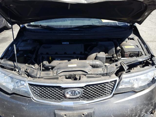 KNAFU4A22A5218528 - 2010 KIA FORTE EX BROWN photo 7