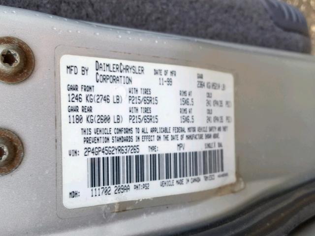 2P4GP45G2YR637265 - 2000 PLYMOUTH VOYAGER SE SILVER photo 10