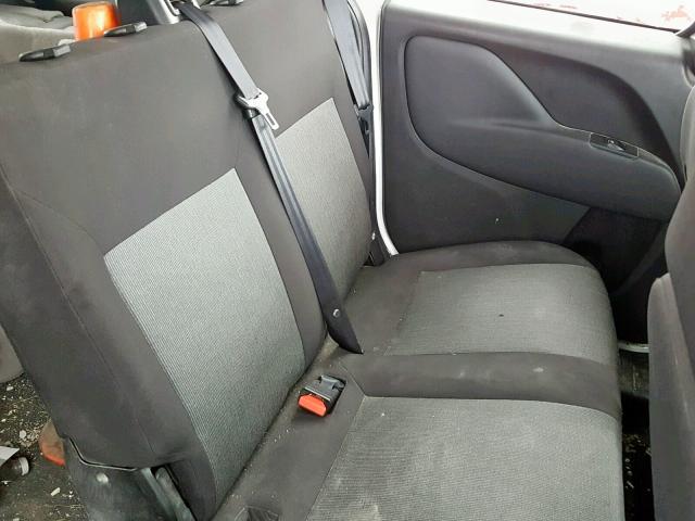 ZFBERFBT4F6A66116 - 2015 RAM PROMASTER 白色 照片 6