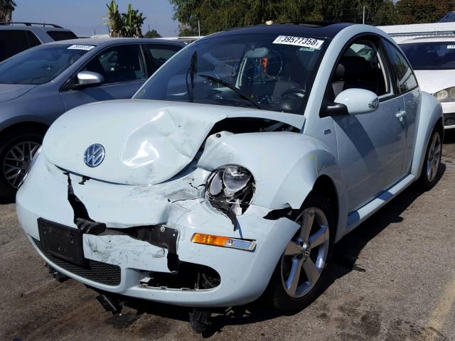 3VWRG3AG6AM036660 - 2010 VOLKSWAGEN NEW BEETLE ლურჯი ფოტო 2