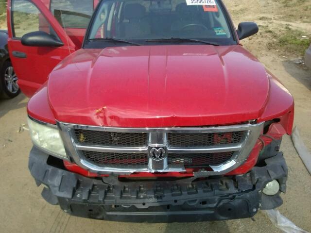 1D7HE48N78S567842 - 2008 DODGE DAKOTA QUA RED photo 7