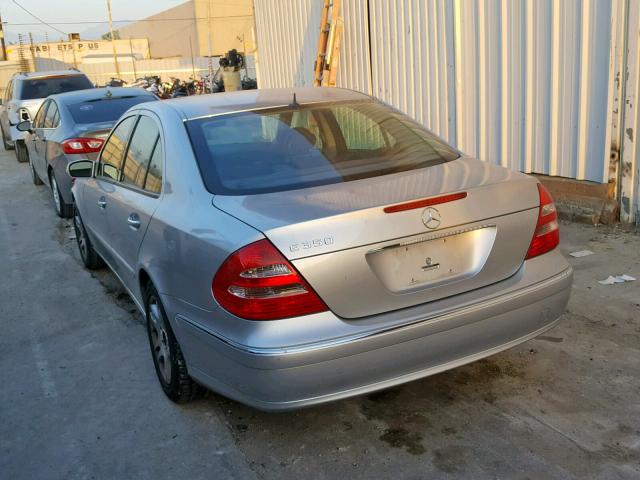 WDBUF56J66A801370 - 2006 MERCEDES-BENZ E 350 GRAY photo 3