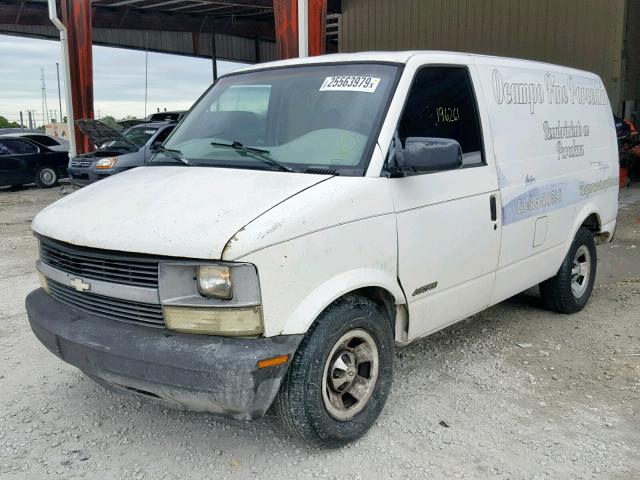 1GCDM19X42B133881 - 2002 CHEVROLET ASTRO WHITE photo 2