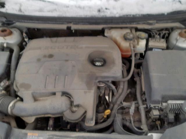 1G1ZB5E18BF360268 - 2011 CHEVROLET MALIBU LS 银色 照片 7