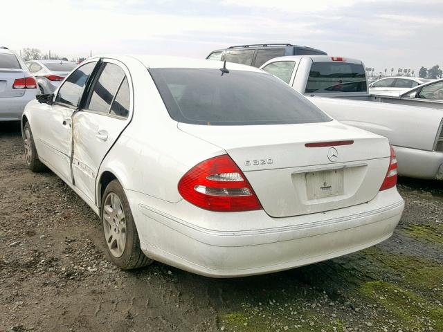 WDBUF65J53A252912 - 2003 MERCEDES-BENZ E 320 WHITE photo 3