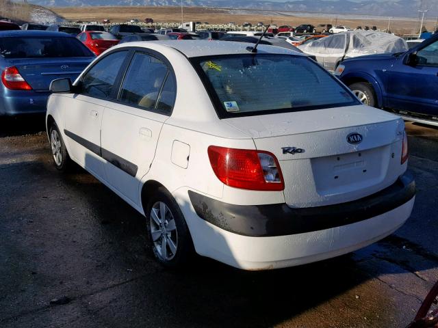 KNADE223896527152 - 2009 KIA RIO BASE WHITE photo 3