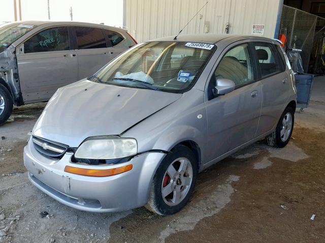 KL1TG66686B668575 - 2006 CHEVROLET AVEO LT SILVER photo 2